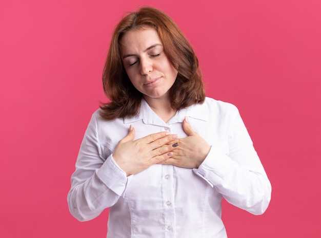 Боли под правой грудью: возможные причины и рекомендации