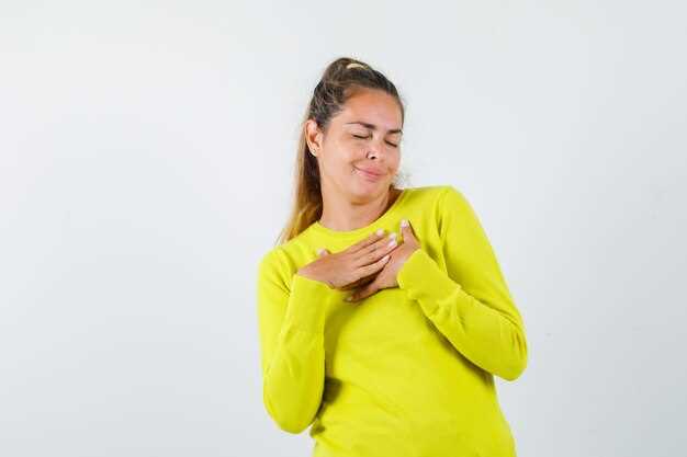 Как различить боли в груди перед месячными и при беременности?